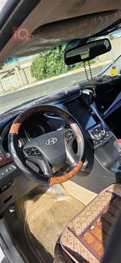 هيونداي أزيرا